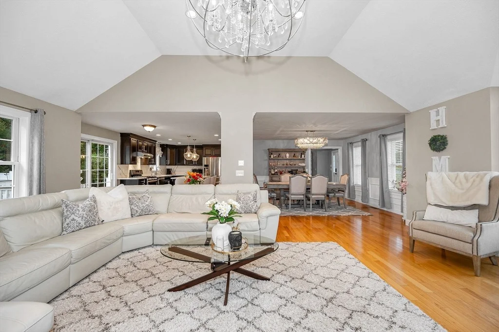 Photo of 61 Saddle Rd