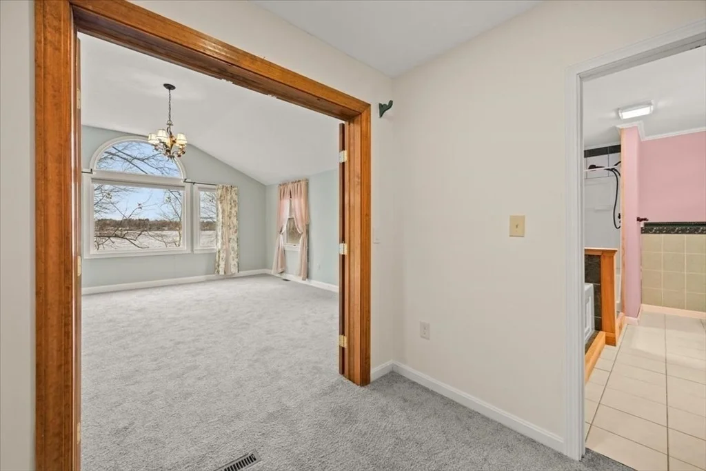 Photo of 212 Scadding St