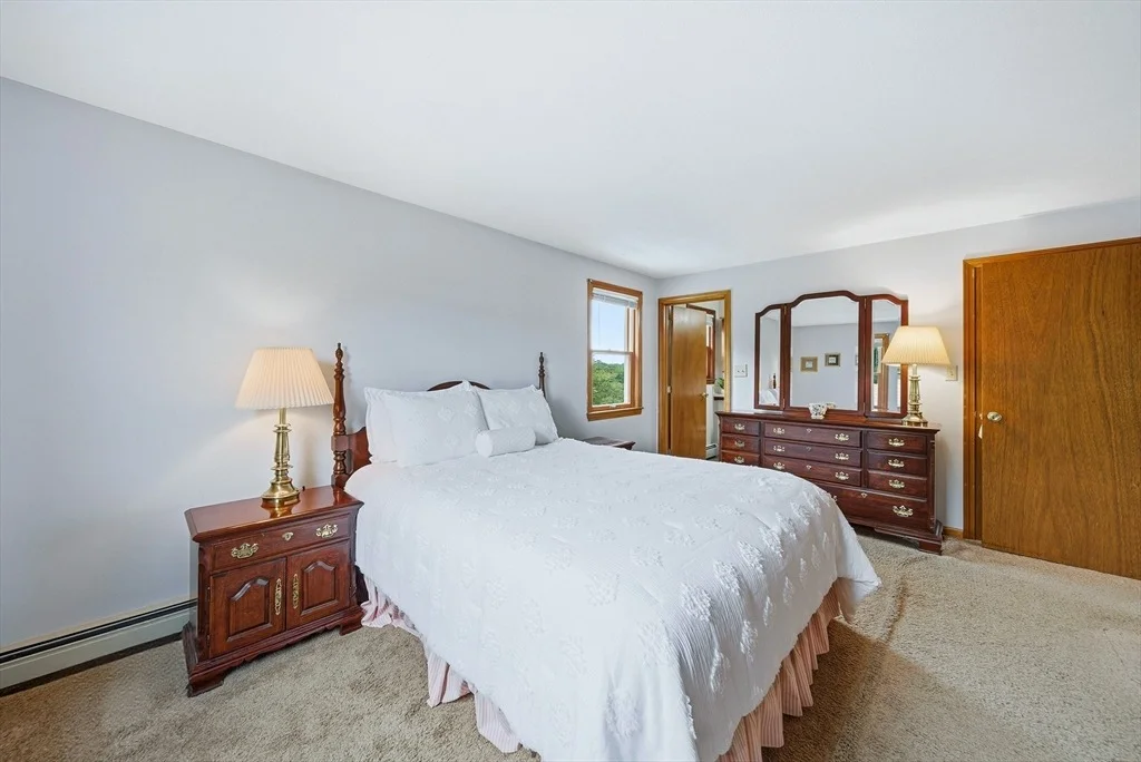Photo of 12 Thomas Cir