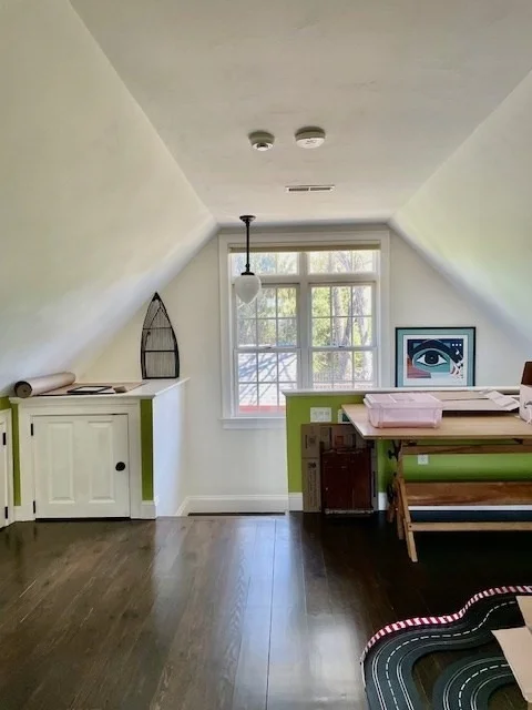 Photo of 281 Leverett Rd