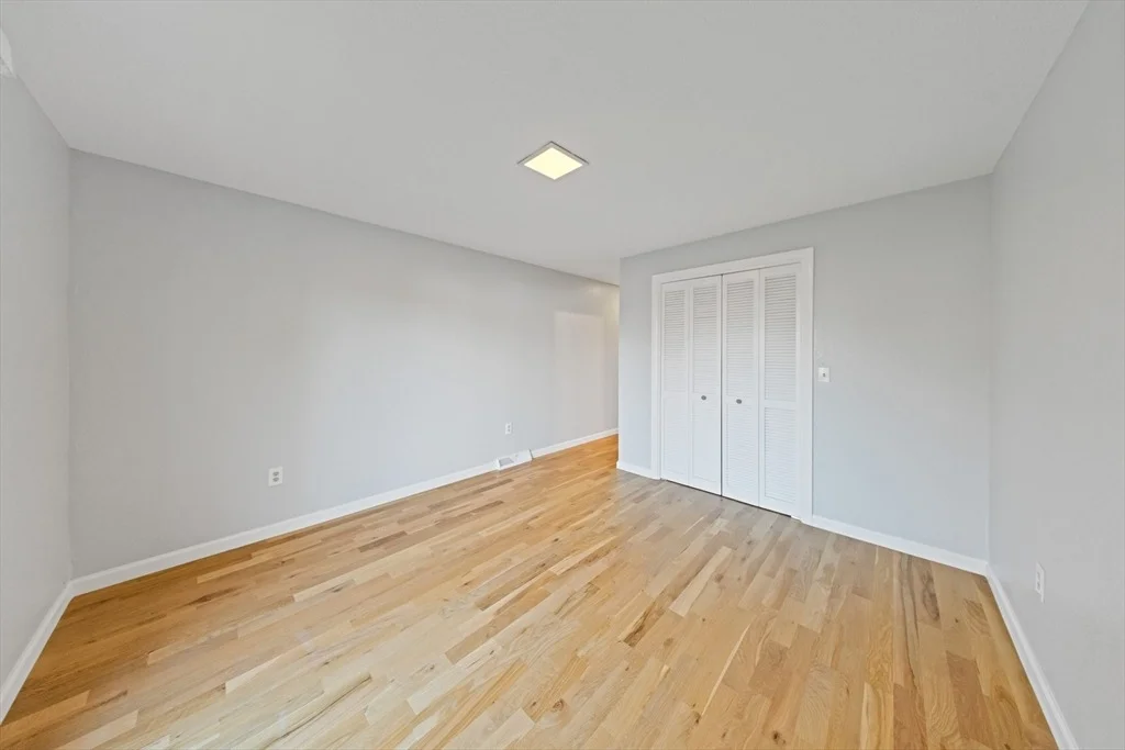 Photo of 86 Willow Brook Drive