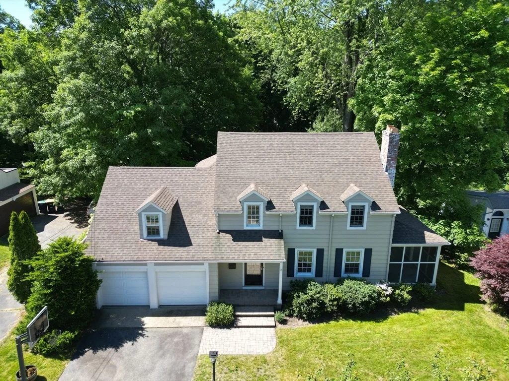 Photo of 77 Pleasantview Avenue