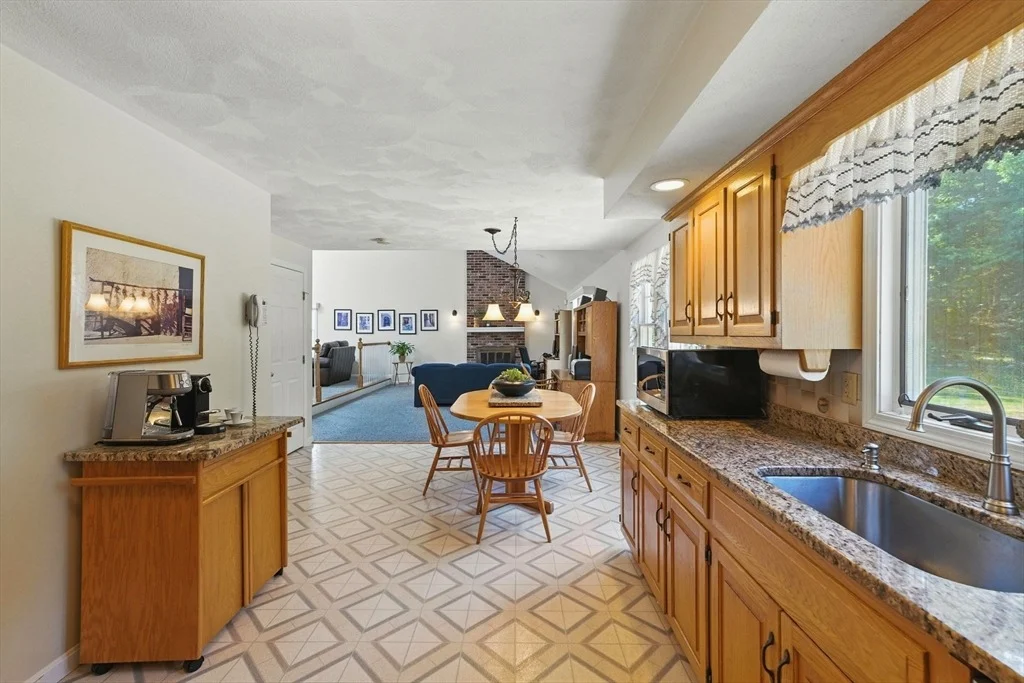 Photo of 8 Eisenhaure Lane