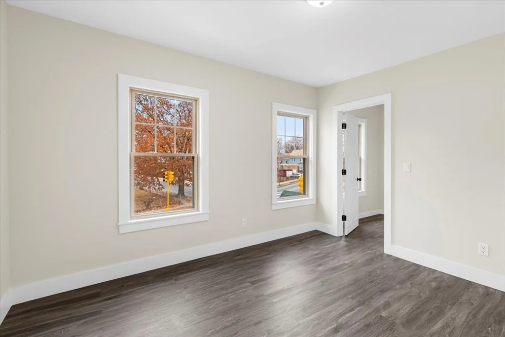 Photo of 123 Bay St