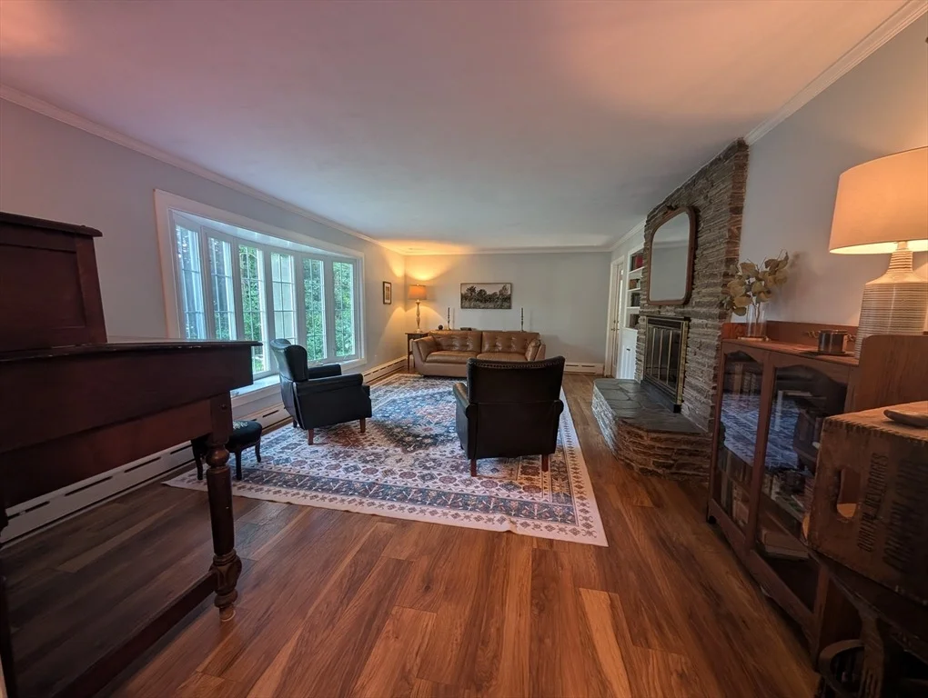 Photo of 37 Brookside Dr