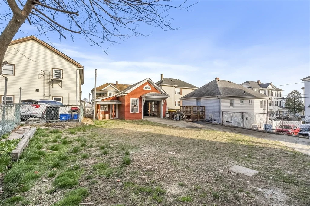 Photo of 528 Eastern Ave