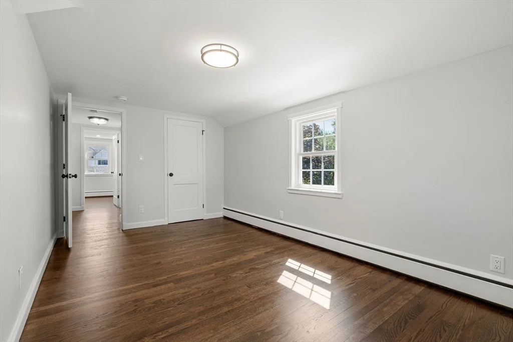 Photo of 37 Elmcrest Rd