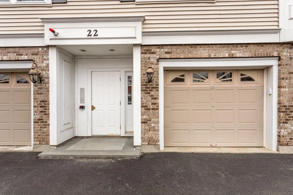 Photo of Unit D at 22 Forge Pond