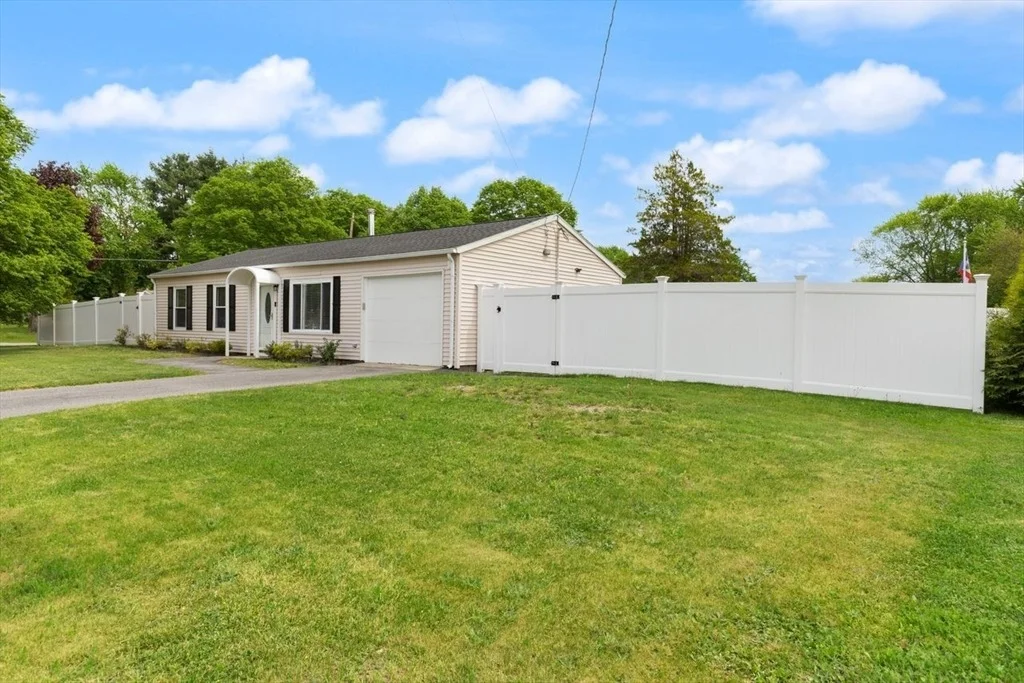 Photo of 8 Viking Drive