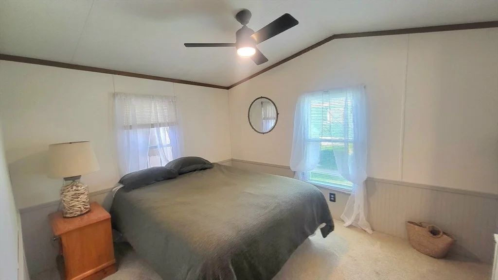 Photo of Unit 107 at 557 Southwest Cutoff