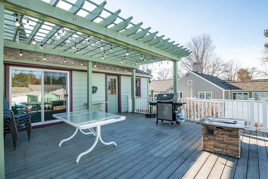 Photo of 25 Juniper Ave