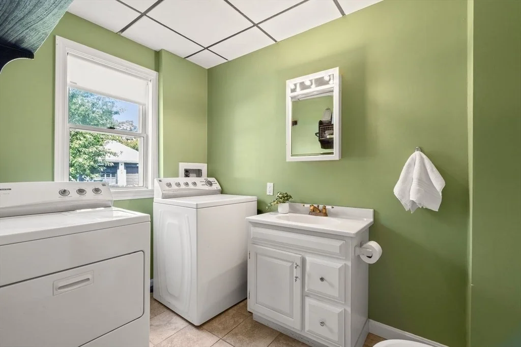 Photo of 129 Maple Street