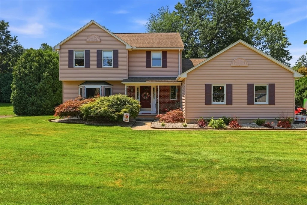 Photo of 16 Lessard