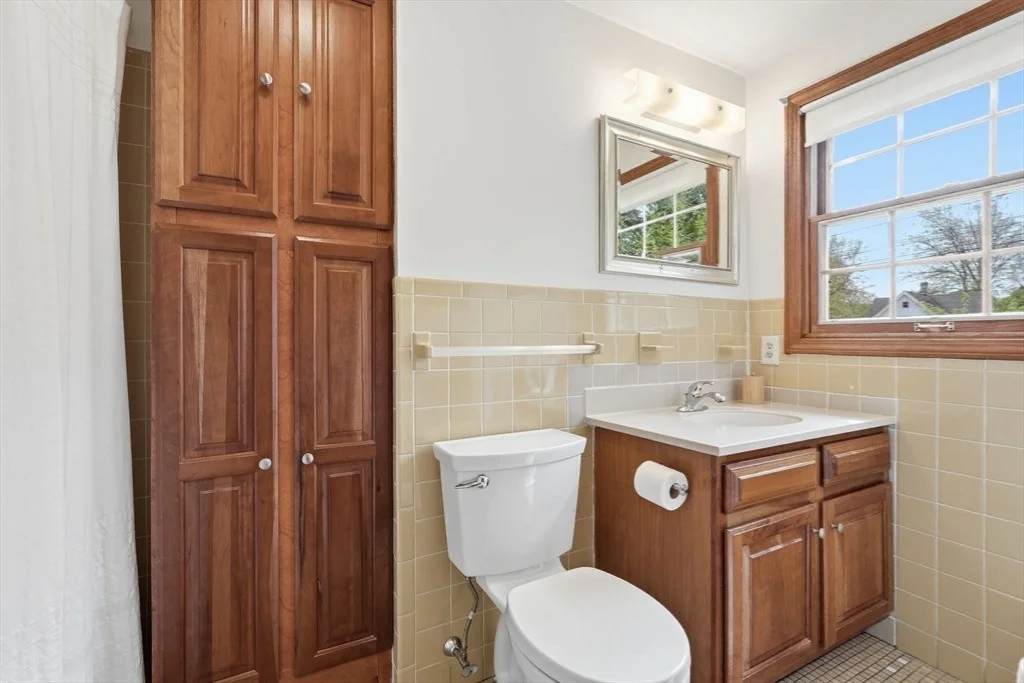 Photo of 73 N Maple St