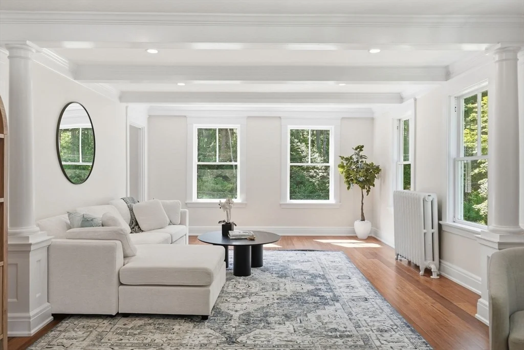 Photo of 8 Pemberton Rd