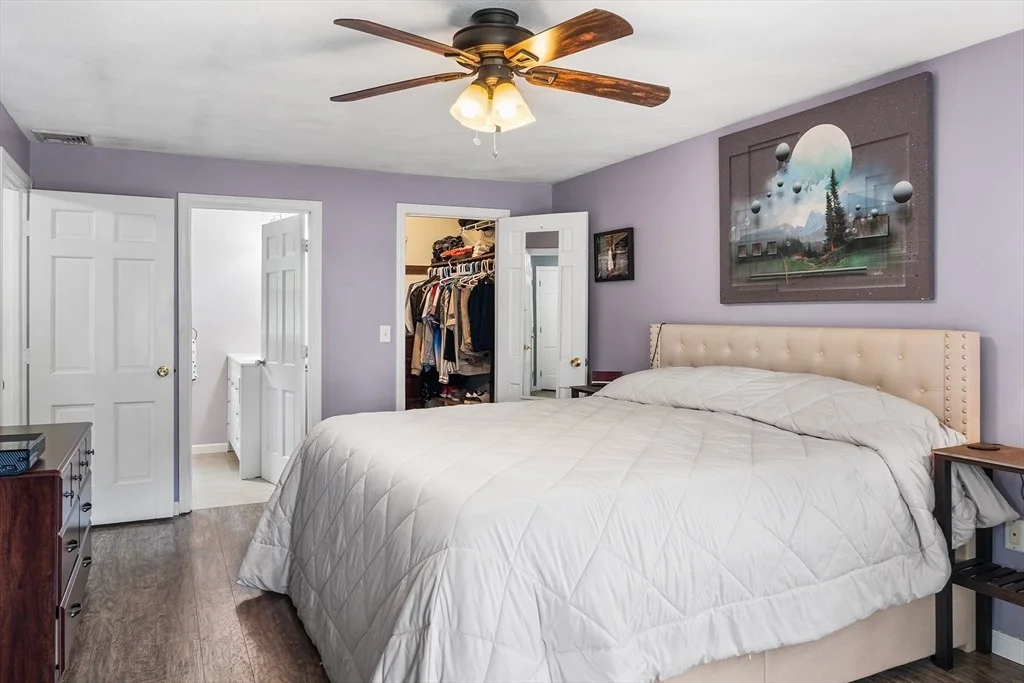 Photo of 24 Lantern Ln