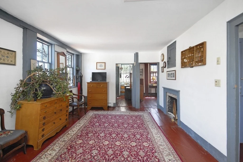 Photo of 239 Stow Rd