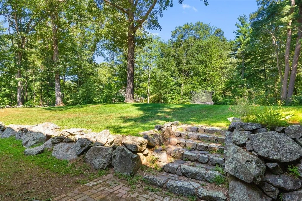 Photo of 44 William Fairfield Dr