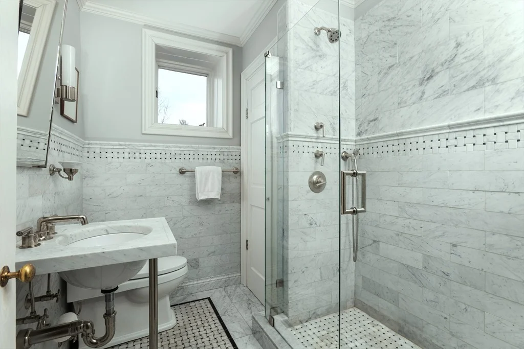 Photo of 43 Waverly Street