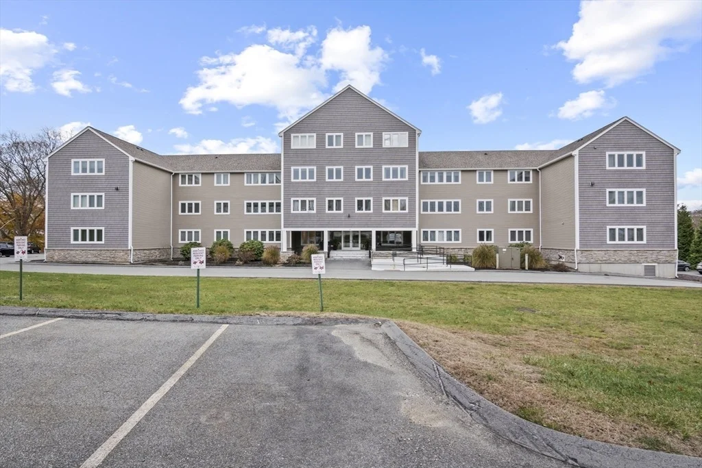Photo of Unit 201 at 38 Dunham Road