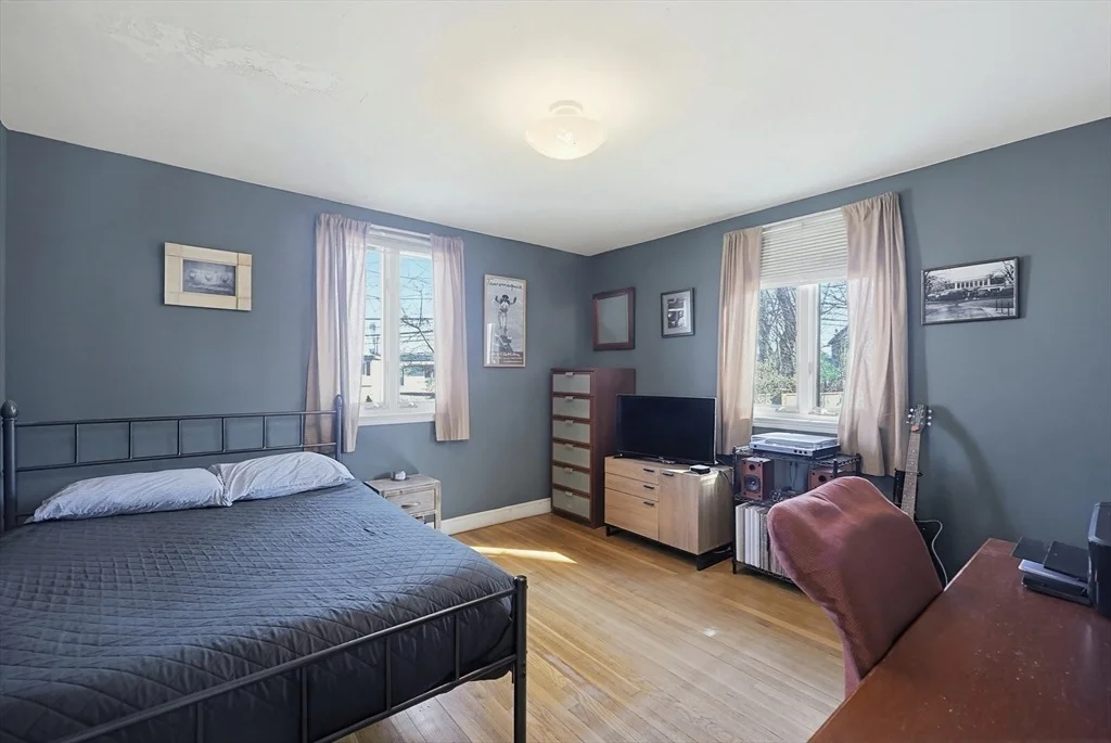 Photo of 10 Parsons Ave