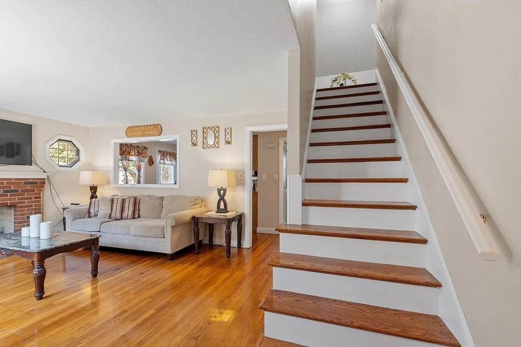 Photo of 31 Spring View Dr