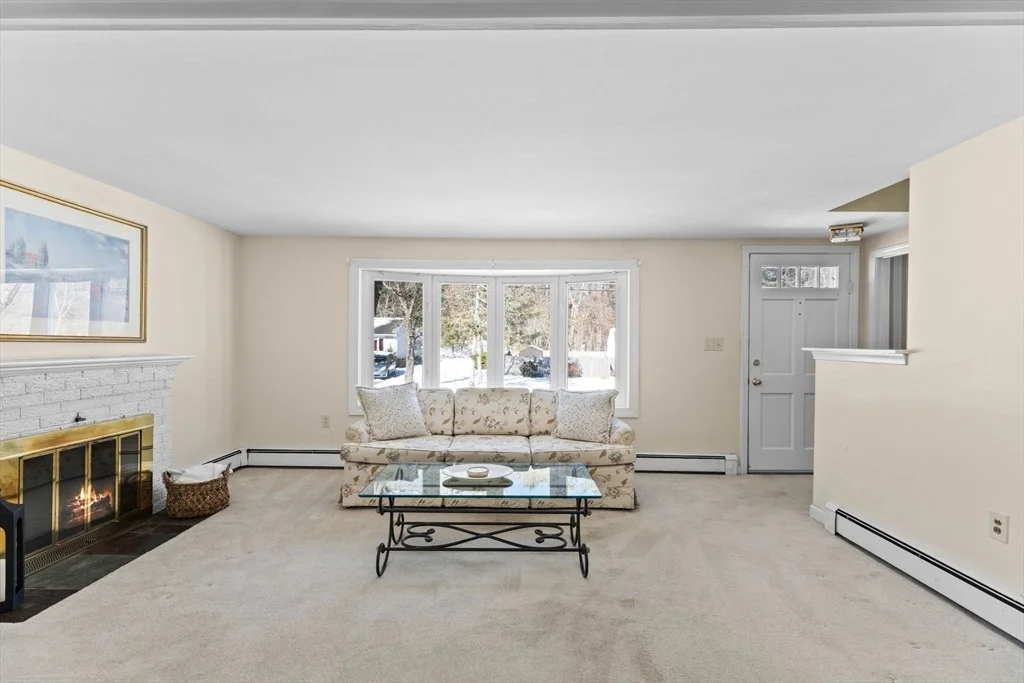 Photo of 39 Macdonald Cir