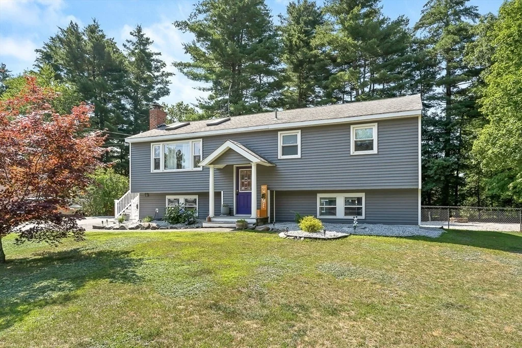 Photo of 8 Haskell Rd