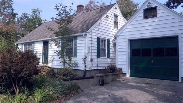 Photo of 1 Ridgewood Rd