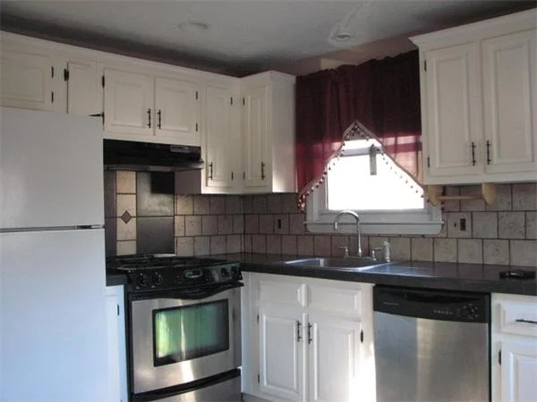 Photo of 34 Emery Rd