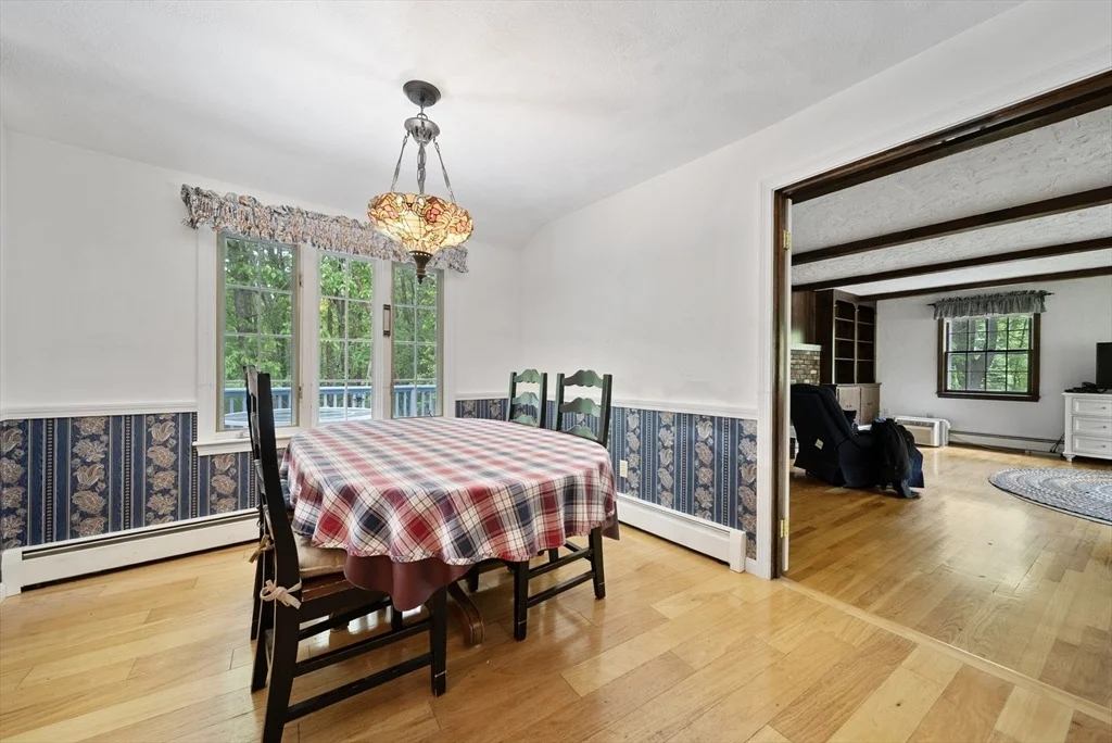 Photo of 8 Lillian Dr