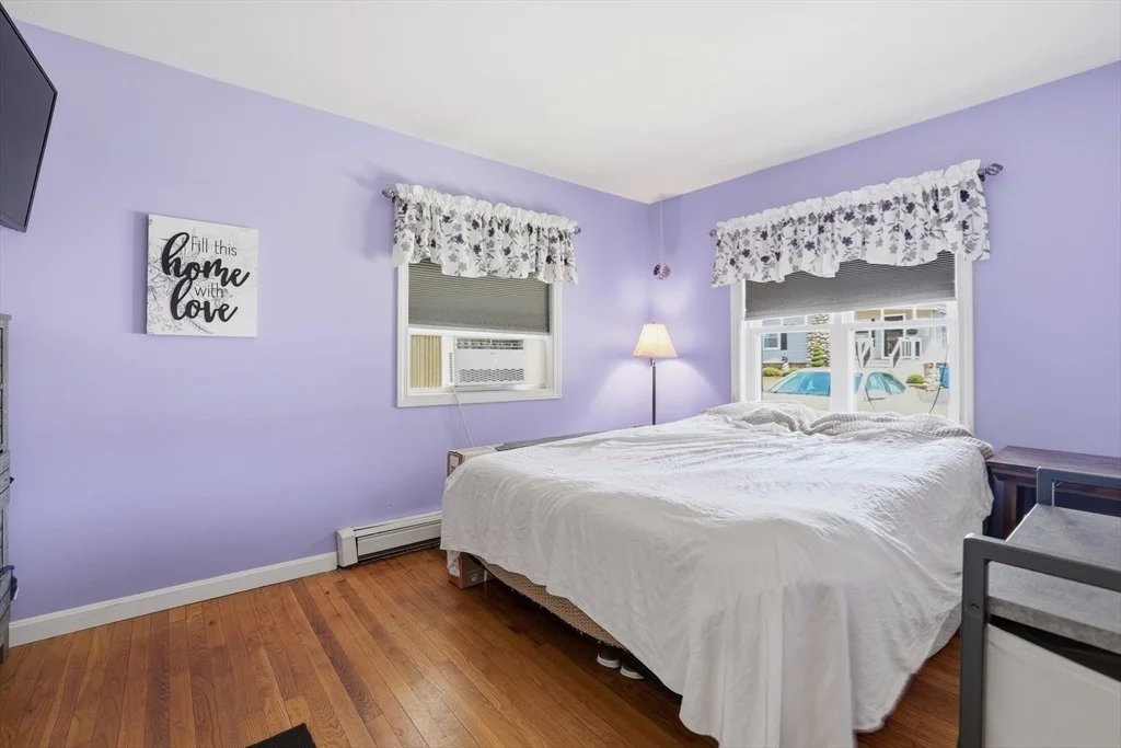 Photo of 90 Loring Ave