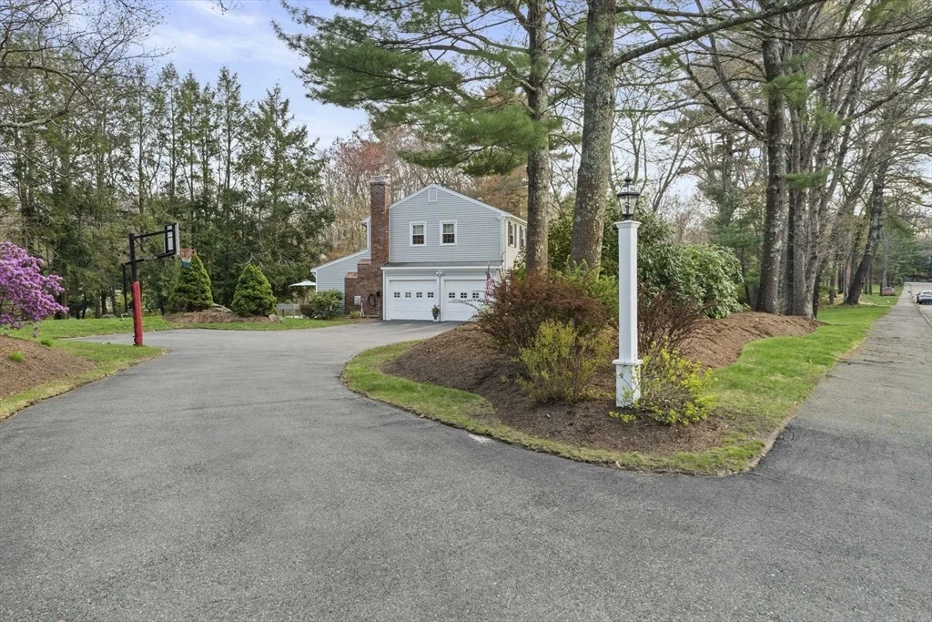 Photo of 30 Mallard Dr