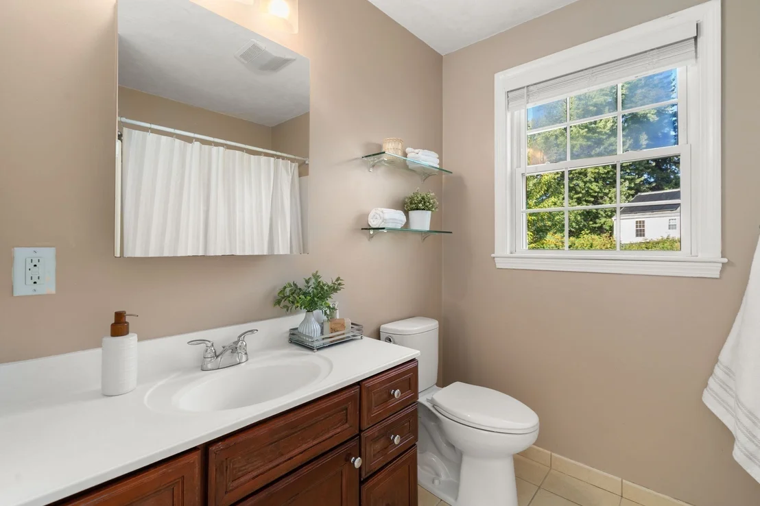 Photo of 31 Rockmont Road