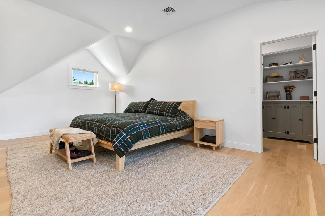 Photo of 41 Taylor Ln