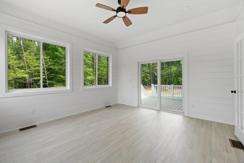 Photo of 16 Unkety Brook Way