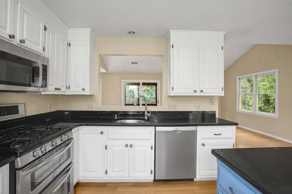Photo of 74 Oxford Drive