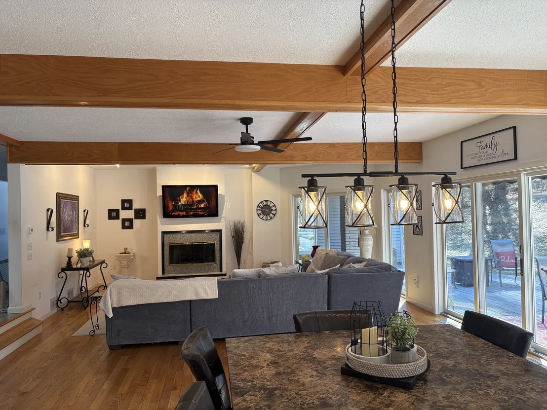 Photo of 321 Westerly Cr.