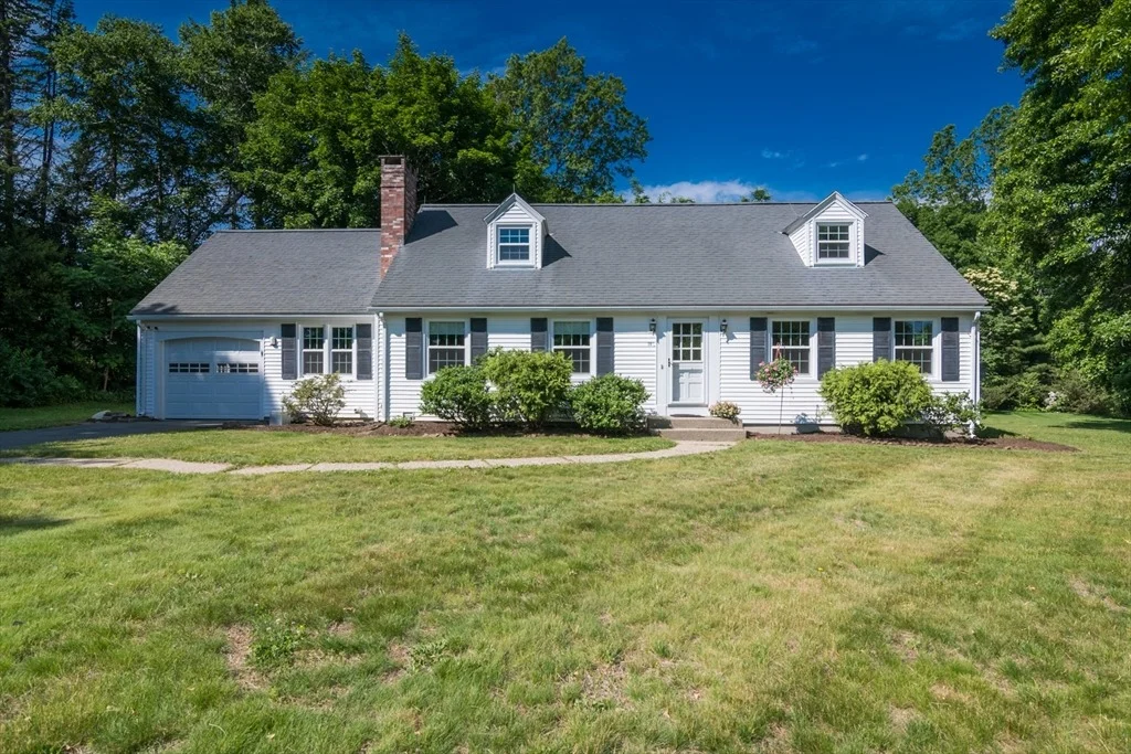 Photo of 208 Rolling Ridge Rd