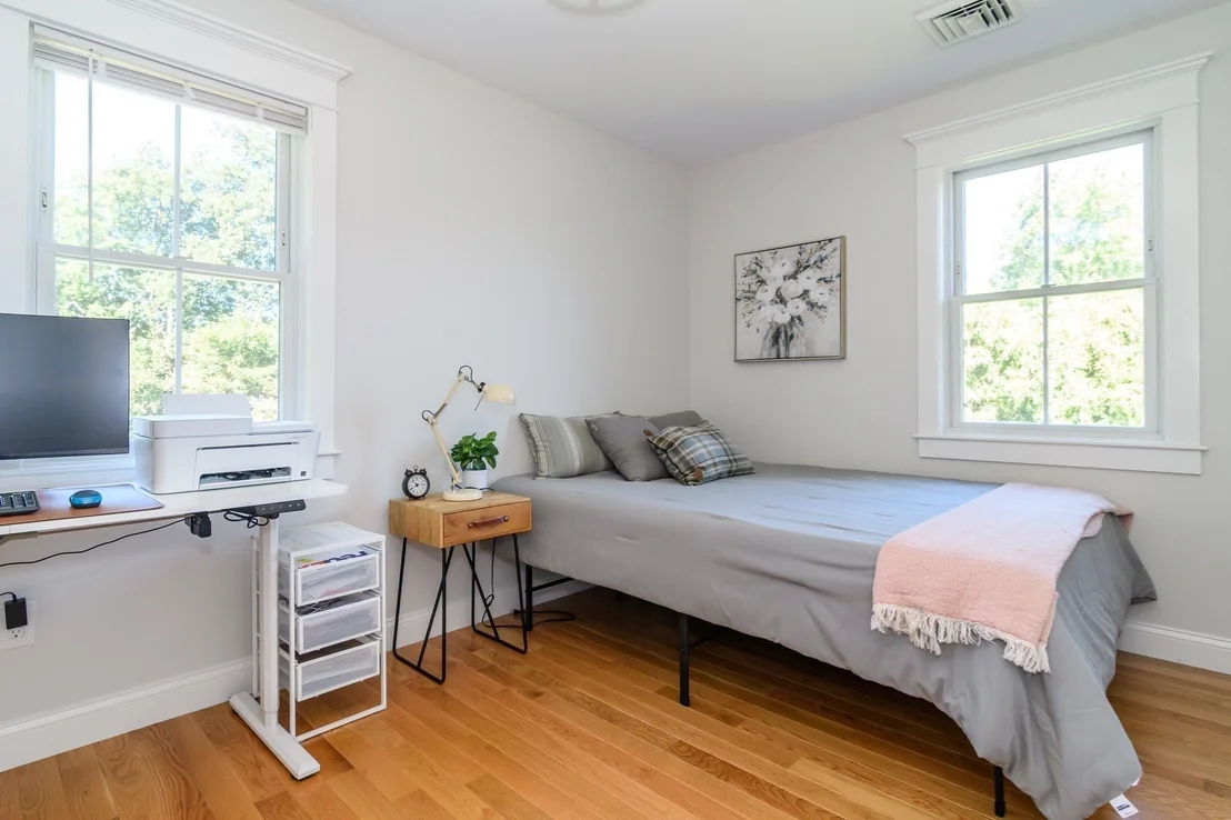 Photo of 16 Bradford Rd