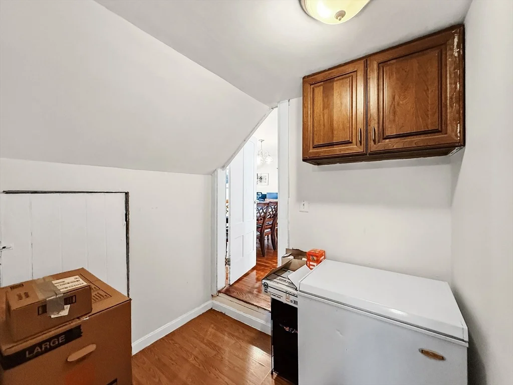 Photo of 76 Baldwin Ave