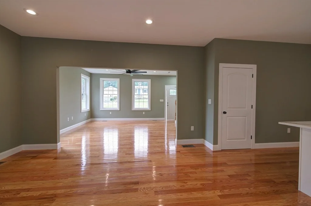 Photo of 42 Roy St