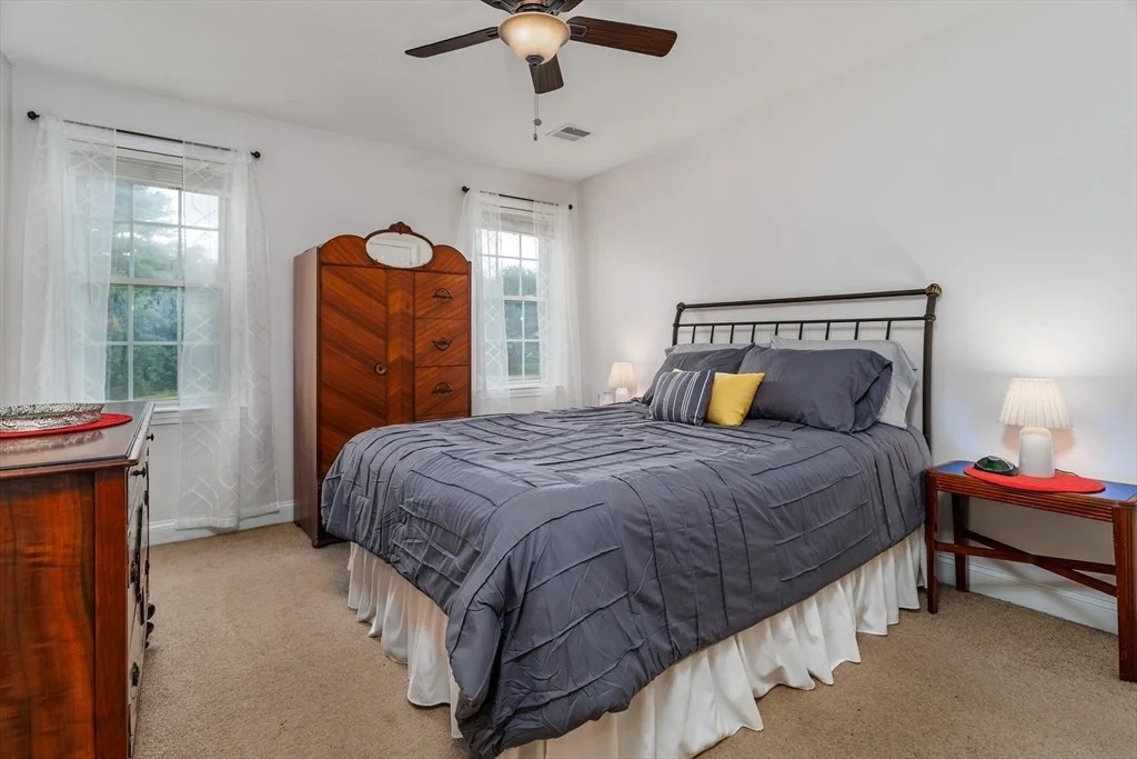 Photo of 562 Mendon Rd