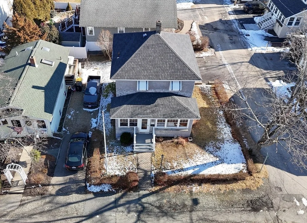 Photo of 18 Valley Beach Ave