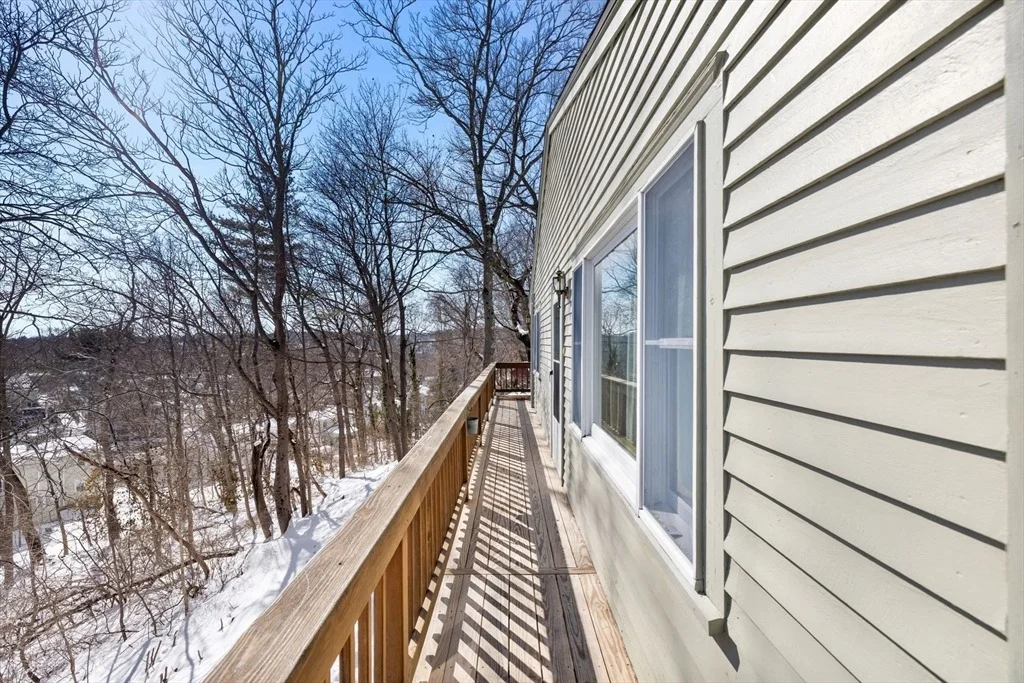 Photo of 43 Woodside Ln