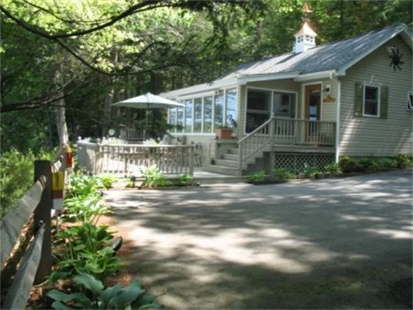 Photo of 280 Mashapaug Rd