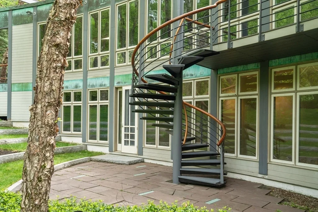 Photo of 44 Maple Street