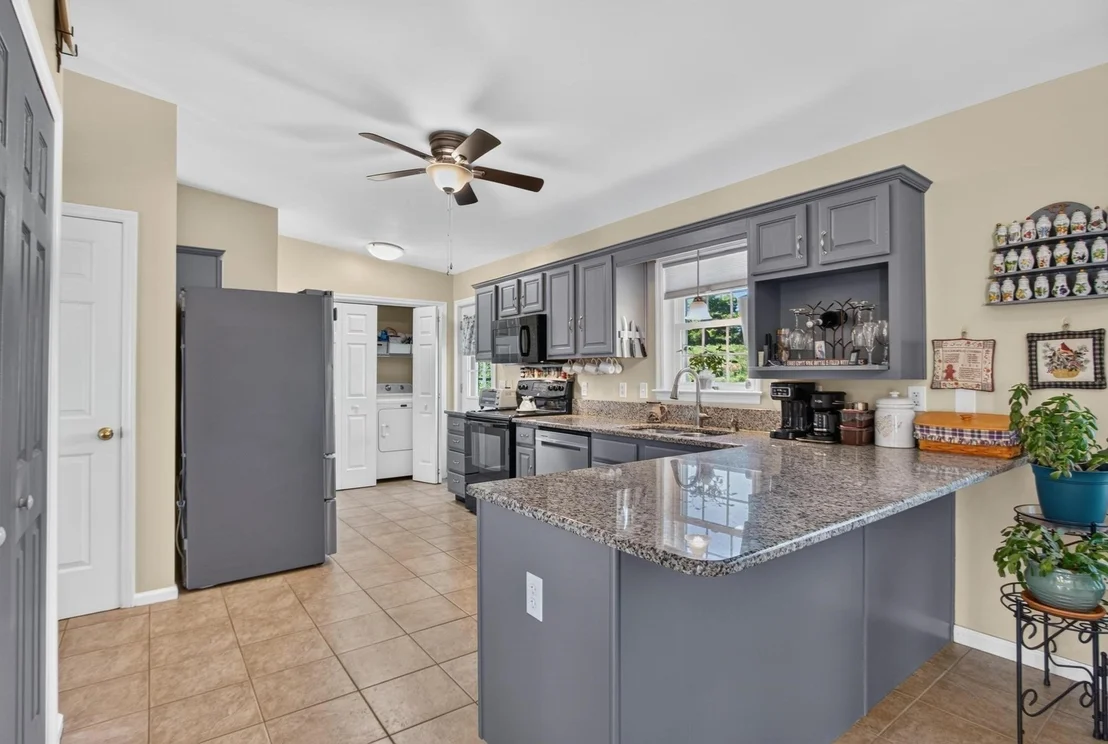 Photo of 528 Wauwinet Rd