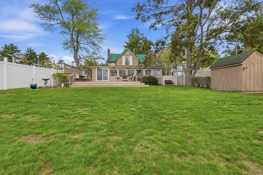 Photo of 20 Brunnell Avenue