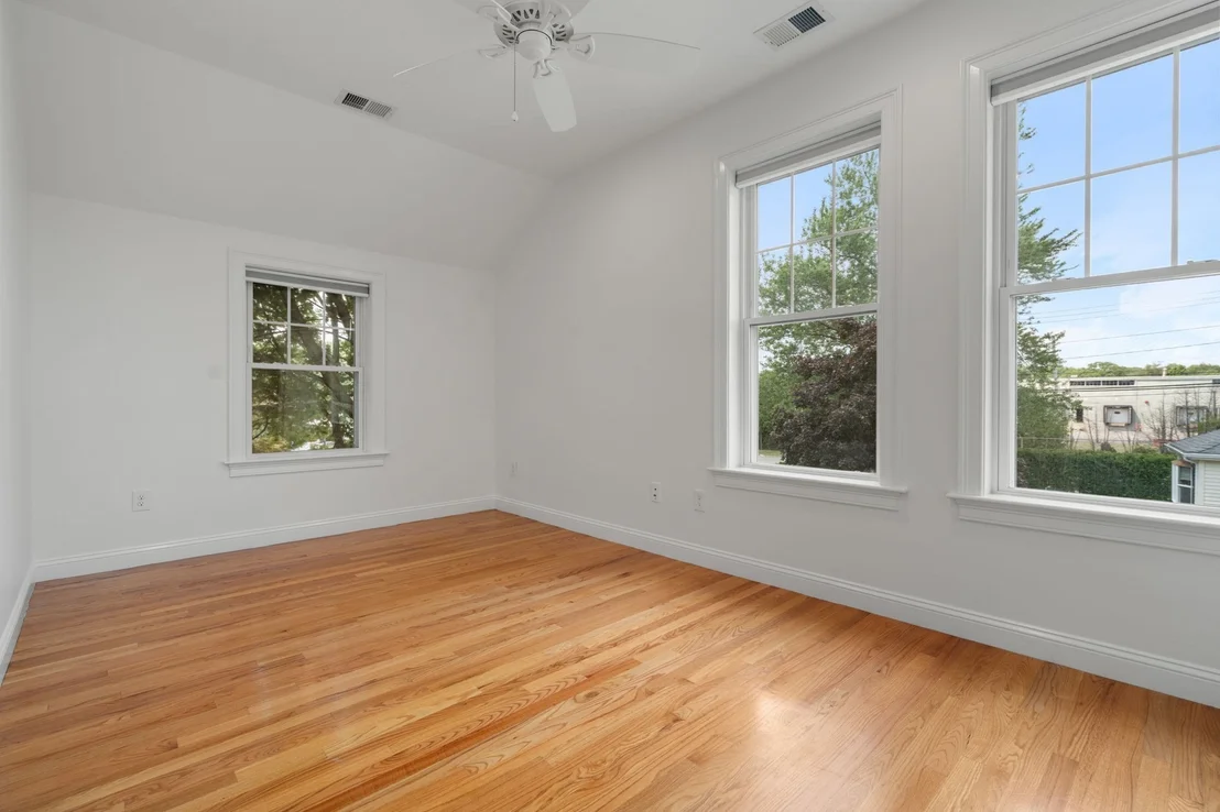 Photo of 12 Lancaster Rd